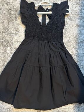 En Saison Black Cotton Smocked Dress – Ruffle Sleeves, Tie-Back, Tiered | Size L